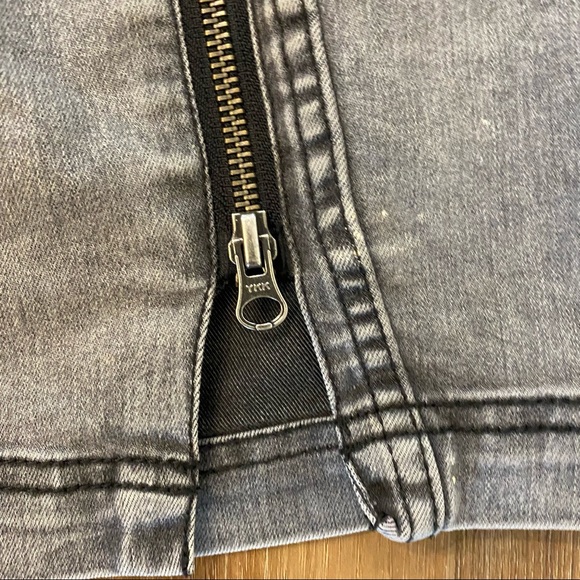 Free People This Way or That Gray Zip Up Denim Mini Skirt 8 - Picture 4 of 9